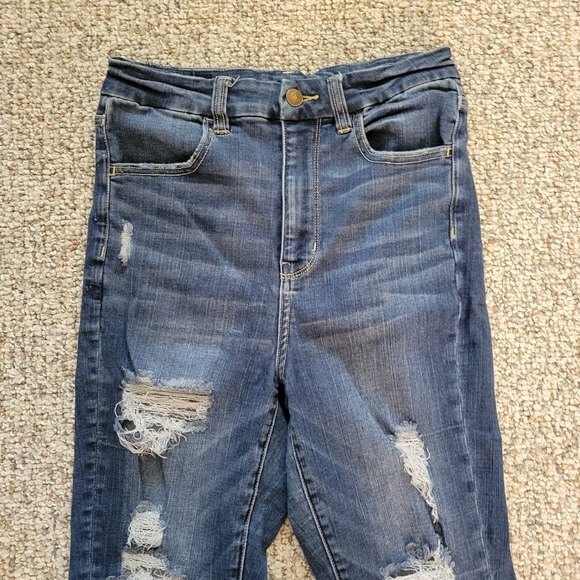 American Eagle Curvy Super High Rise Distressed Jeggings Size 6 - Picture 4 of 7